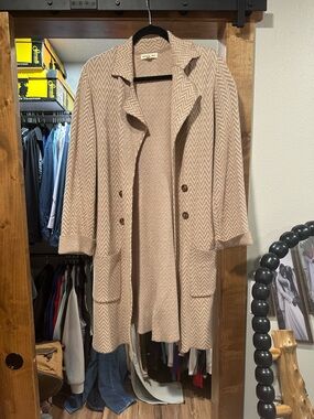 Soft Knit Women's Beige Chevron Cardigan Sweater